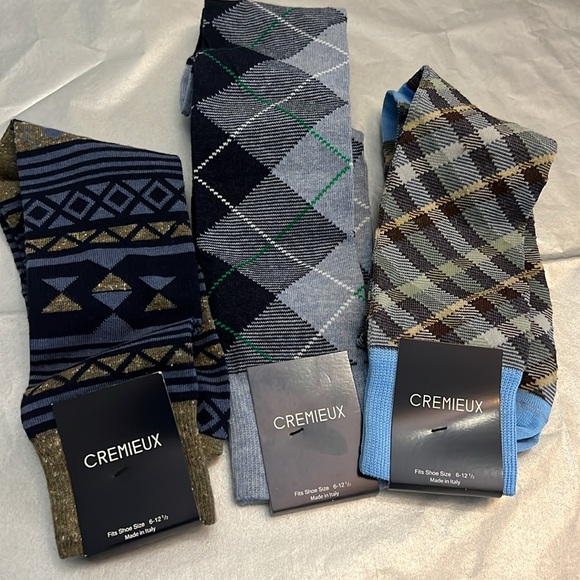 Bundle Of Cremieux Socks. - Picture 5 of 6